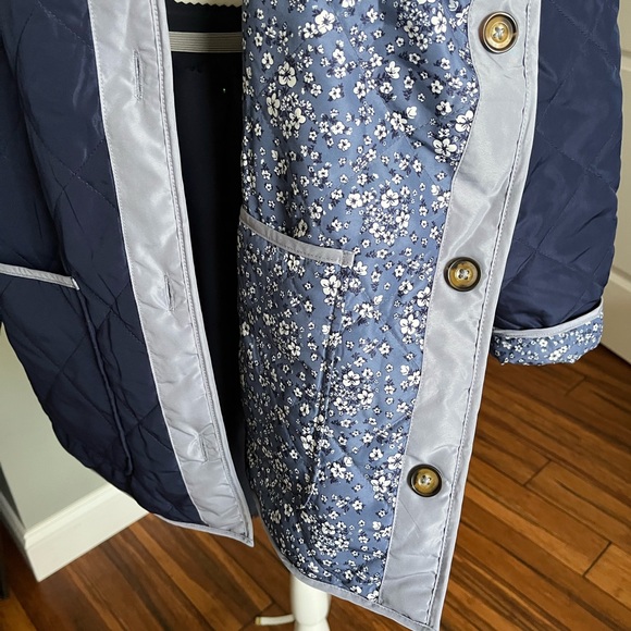 Jacket - Picture 2 of 6